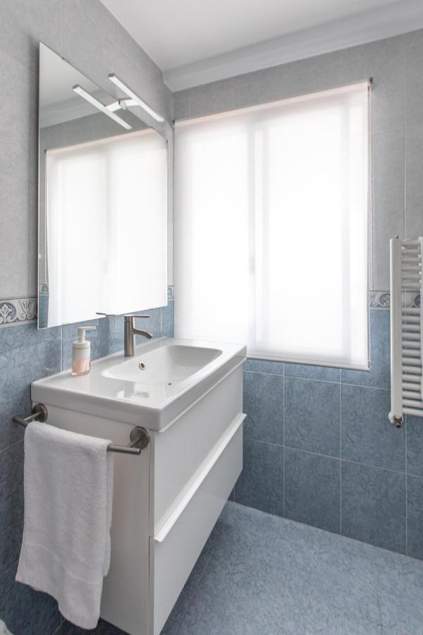 Luminoso Apartamento En Cuatro Caminos A Coruña Exteriör bild